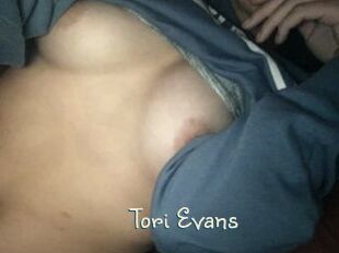 Tori_Evans